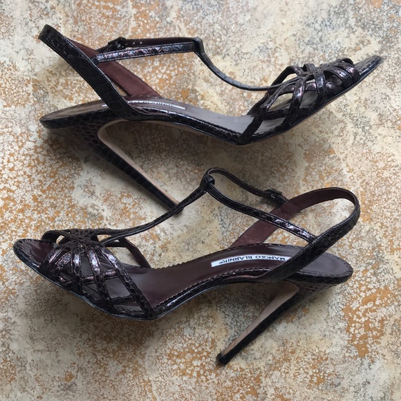 💥💥💥Sexy Snakeskin Manolo Blahnik Heels size 40 - Picture 2 of 5